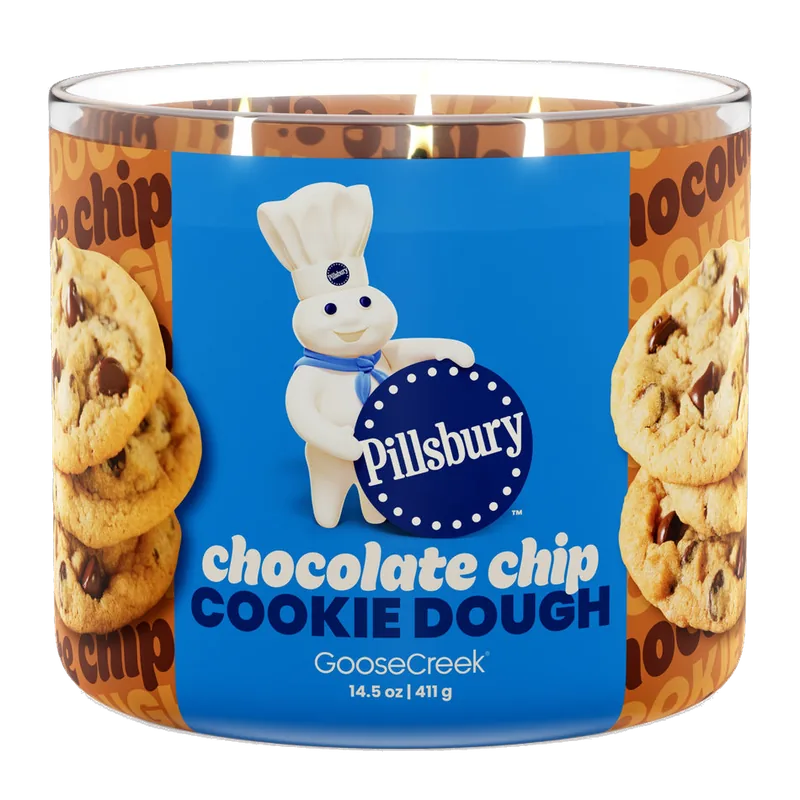 Chocolate Chip Cookie Dough candle by Goose Creek